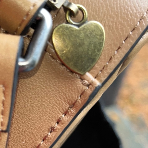 Kurt Geiger Camel Quilted Crossbody Bag With Dust Bag NWT - Picture 6 of 6